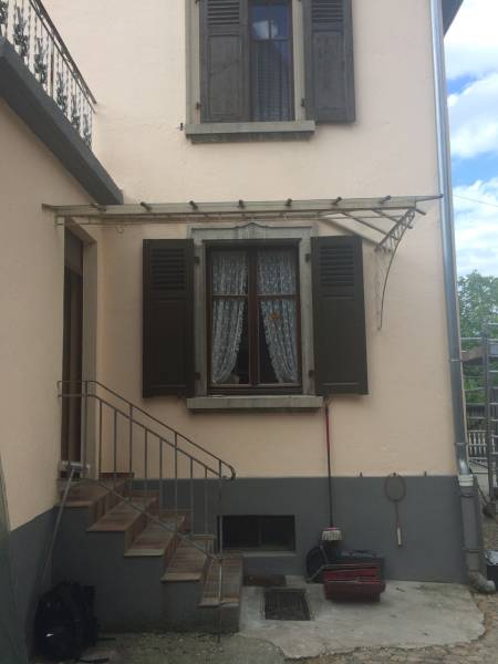 Remplacement de plusieurs vitres sur marquise à Erstein, Sud de Strasbourg