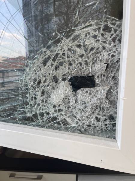 Installation et Remplacement de Vitrage Anti-Effraction pour Commerces à Strasbourg et Obernai 67